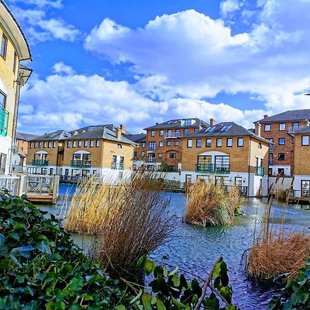 Riverside 3Br With Easy Transport 20Mins To City Centre Londra Dış mekan fotoğraf